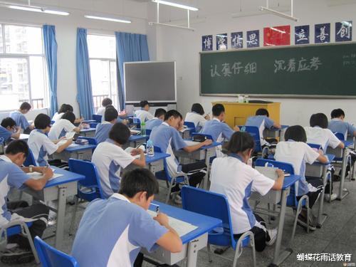 3所学校违规招684名学生, 录取缴费后才发现? 网友: 你相信吗