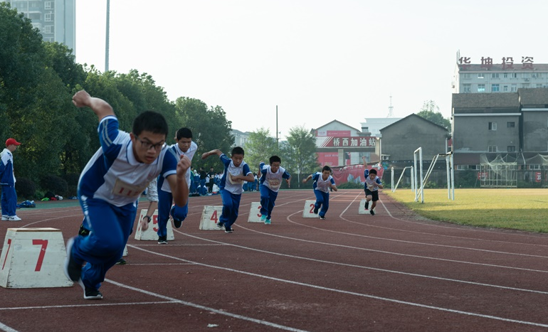 湖南有所“县中学”, 高考成绩优异, 15名学生上清华北大分数线