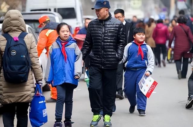 广西放假通知! 小中大学暑假放假时间全部调整, 家长: 在情理之中