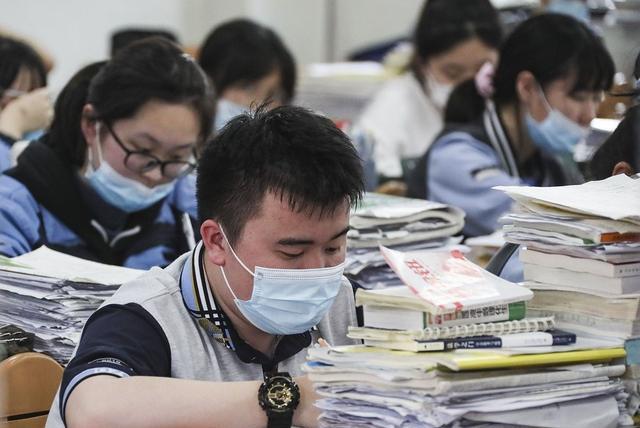 人民日报重点推荐福建四所高校, 厦大强势入榜, 福州大学进步神速