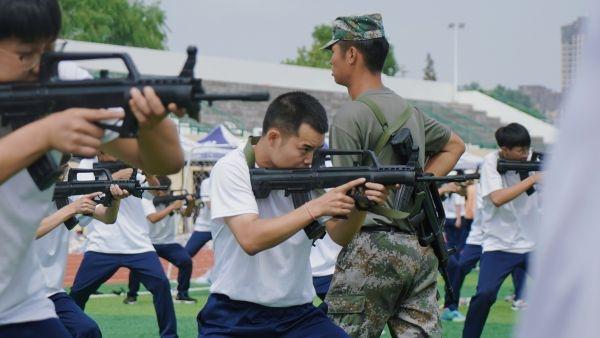 小伙从重庆大学毕业4年后读专科, 高考过本科线62分