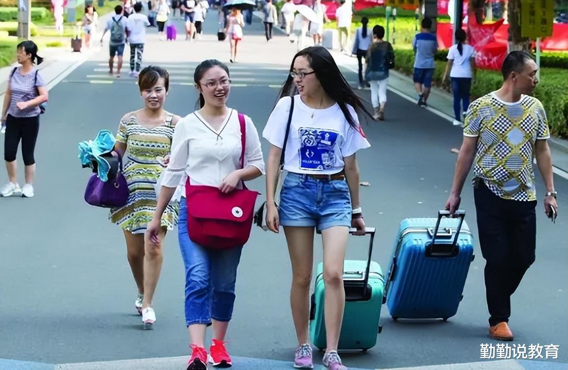 “轻舟已过火焰山”, 考生被调剂到最热的地方, 学最冷的语言