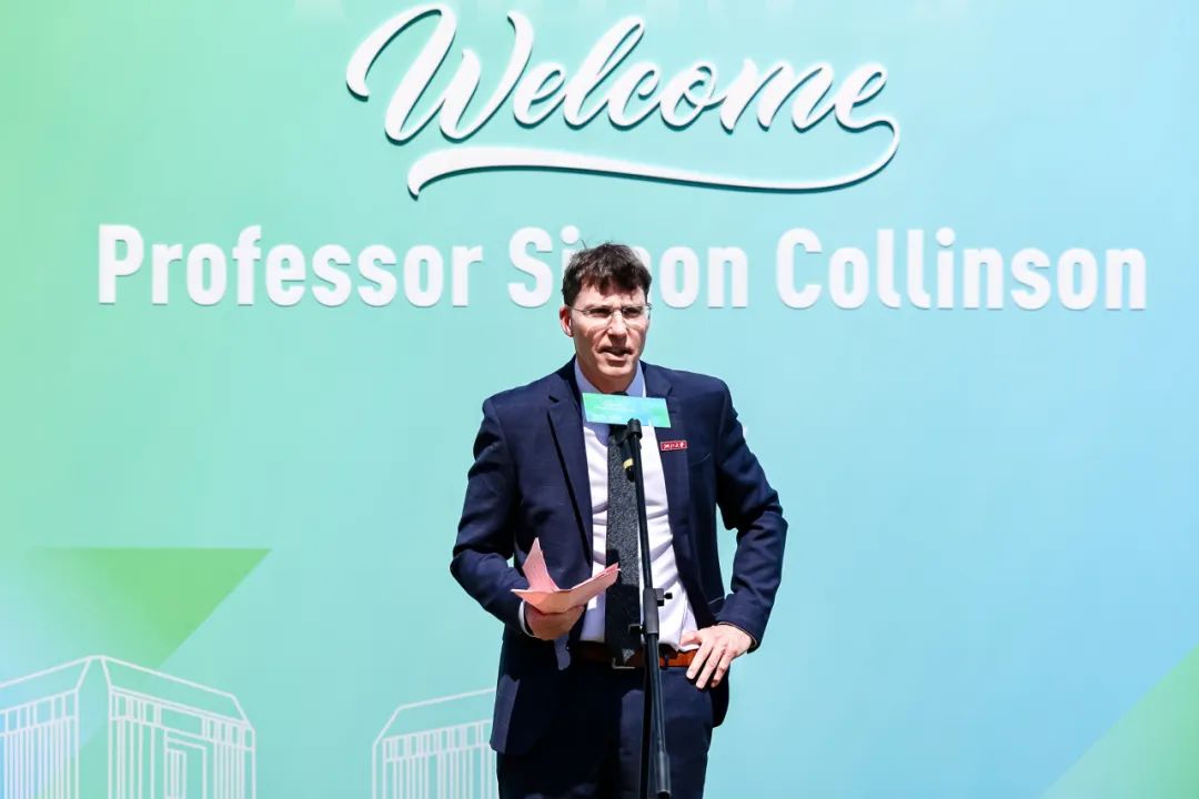 英国伯明翰大学前副校长Simon Collinson全职加盟浙江大学